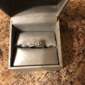 10k Diamond ring size 7